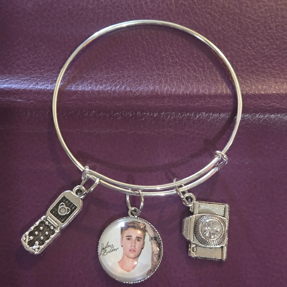 🍒🍒 Justin Bieber Charm Bracelet